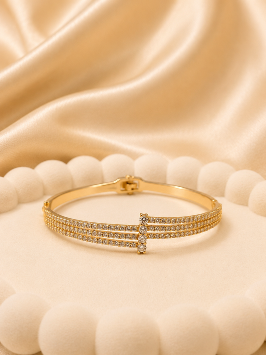 Triomphe Bangle